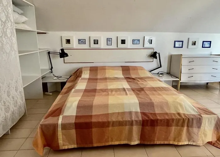 Apartamento Puig Padro 4 2-2 *